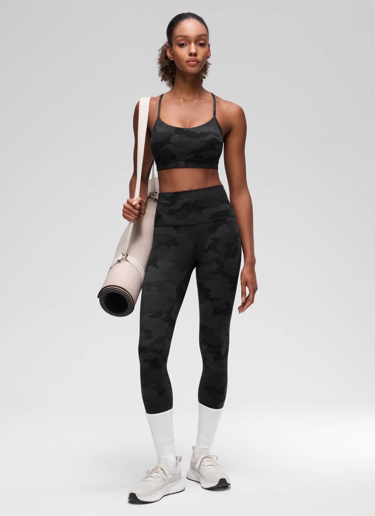 CRZ YOGA Women's Yoga Light Support Butterluxe Sports Bra Y back Dark Grey Camouflage 2 @model_info:Patrica