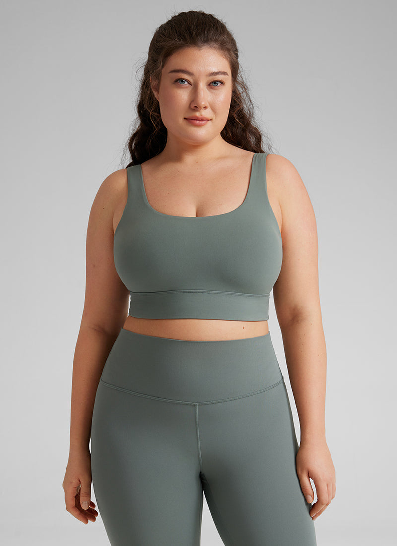 CRZ YOGA Women's Yoga Low Support Butterluxe Sport Bra U Back Longline Grey Sage @model_info:Victoria
