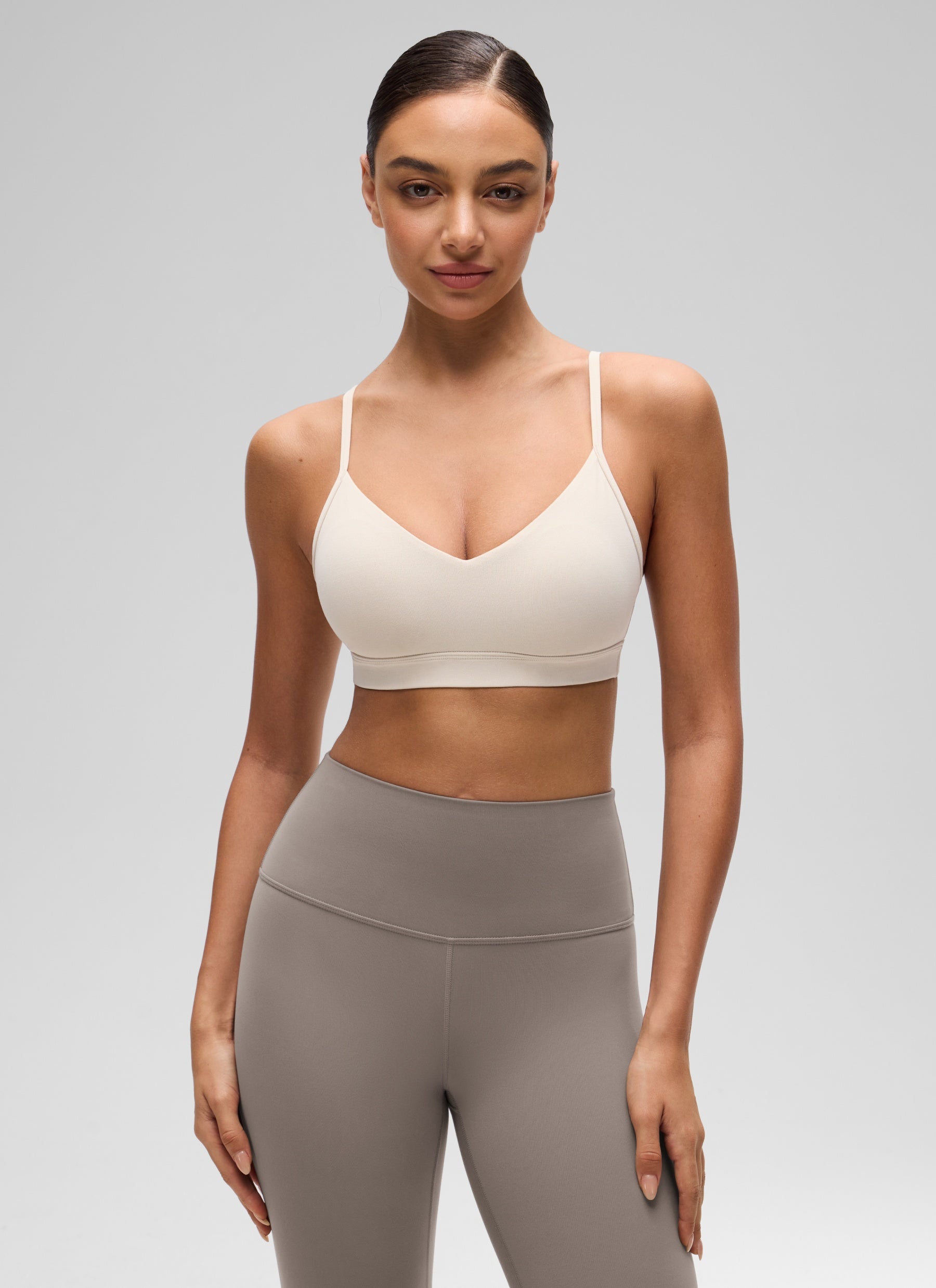 CRZ YOGA Butterluxe Womens V Neck Camisole Yoga Padded Sports Bra Mojave Tan