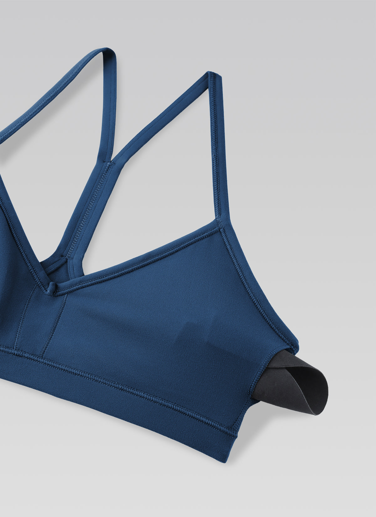 CRZ YOGA Butterluxe Womens Ruched V Neck Yoga Padded Sports Bra French Navy @model_info:NEW