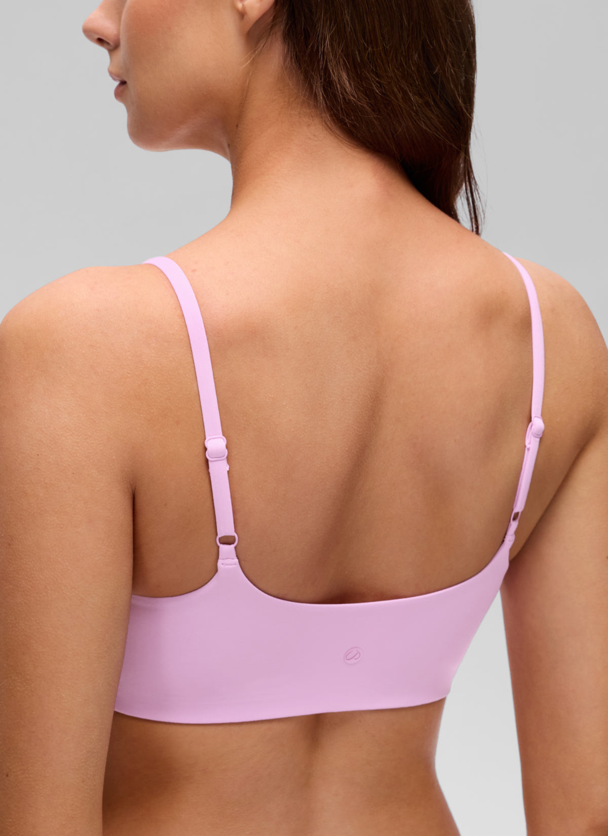 CRZ YOGA Women's Softhold Casual V Neck Mold Spaghetti Strap Bralette Vita Pink @model_info:Gelye