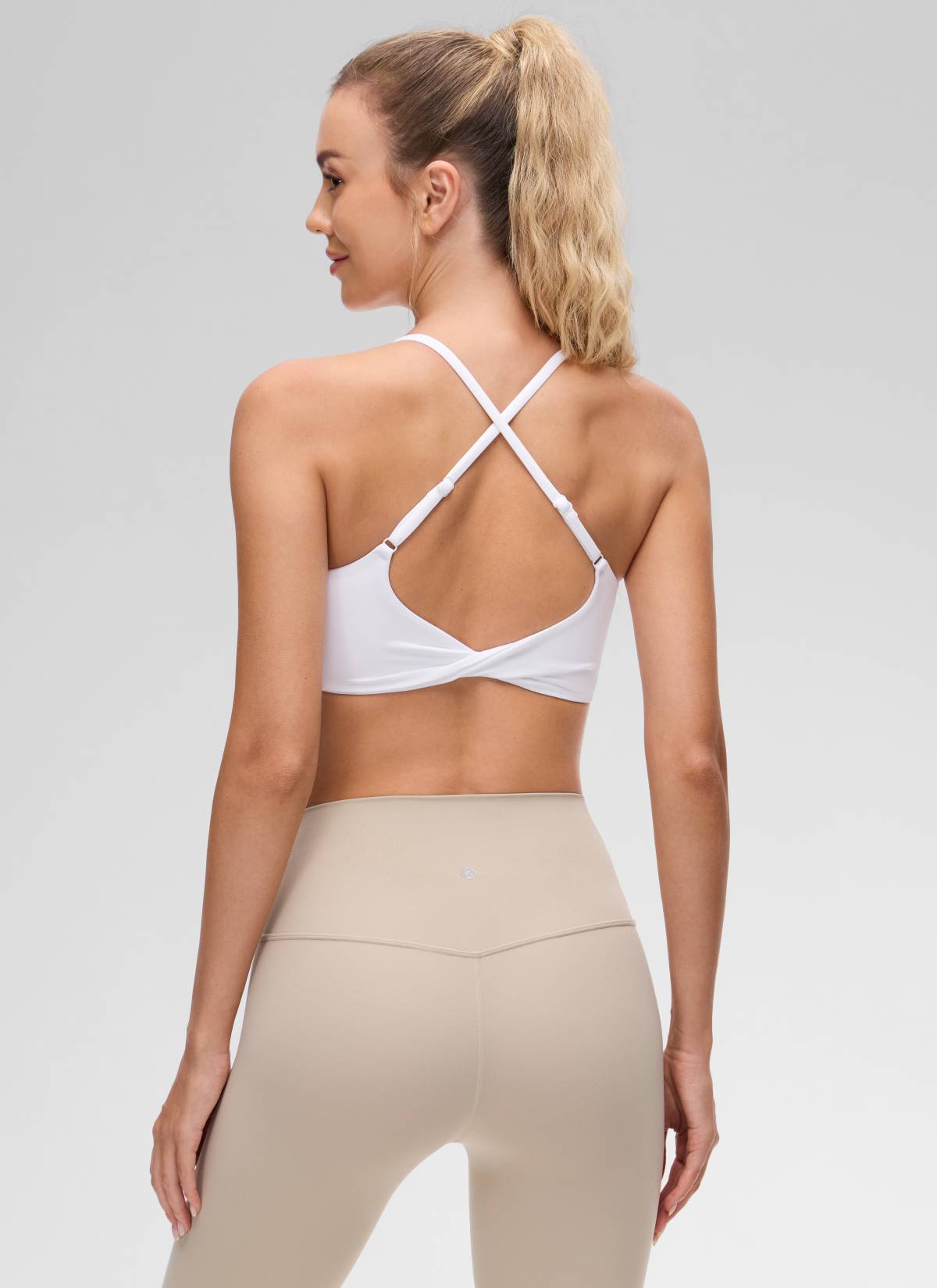CRZ YOGA Women's Butterluxe Yoga Scoop Neck Twist Cross Back Sport Bra White @model_info:Anna