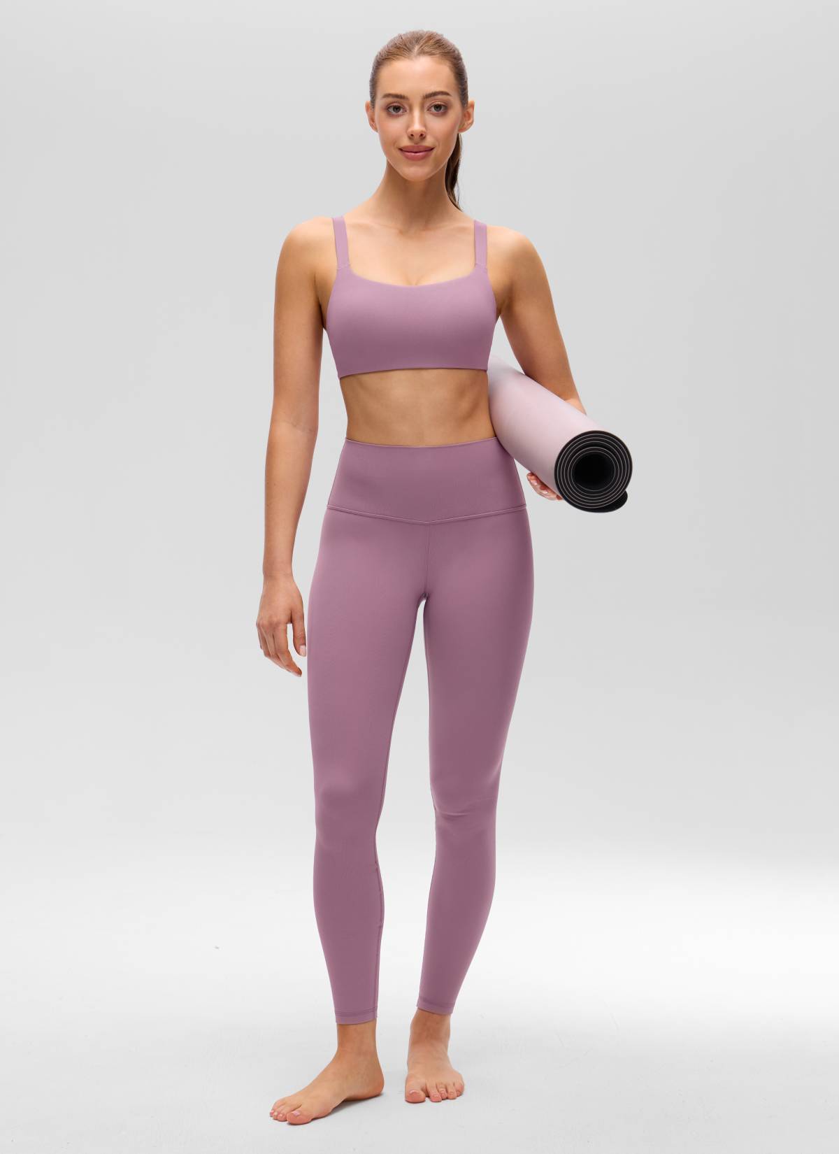 CRZ YOGA Women's Butterluxe Yoga U Neck Square Back Sports Bra Light Lavender @model_info:Lary