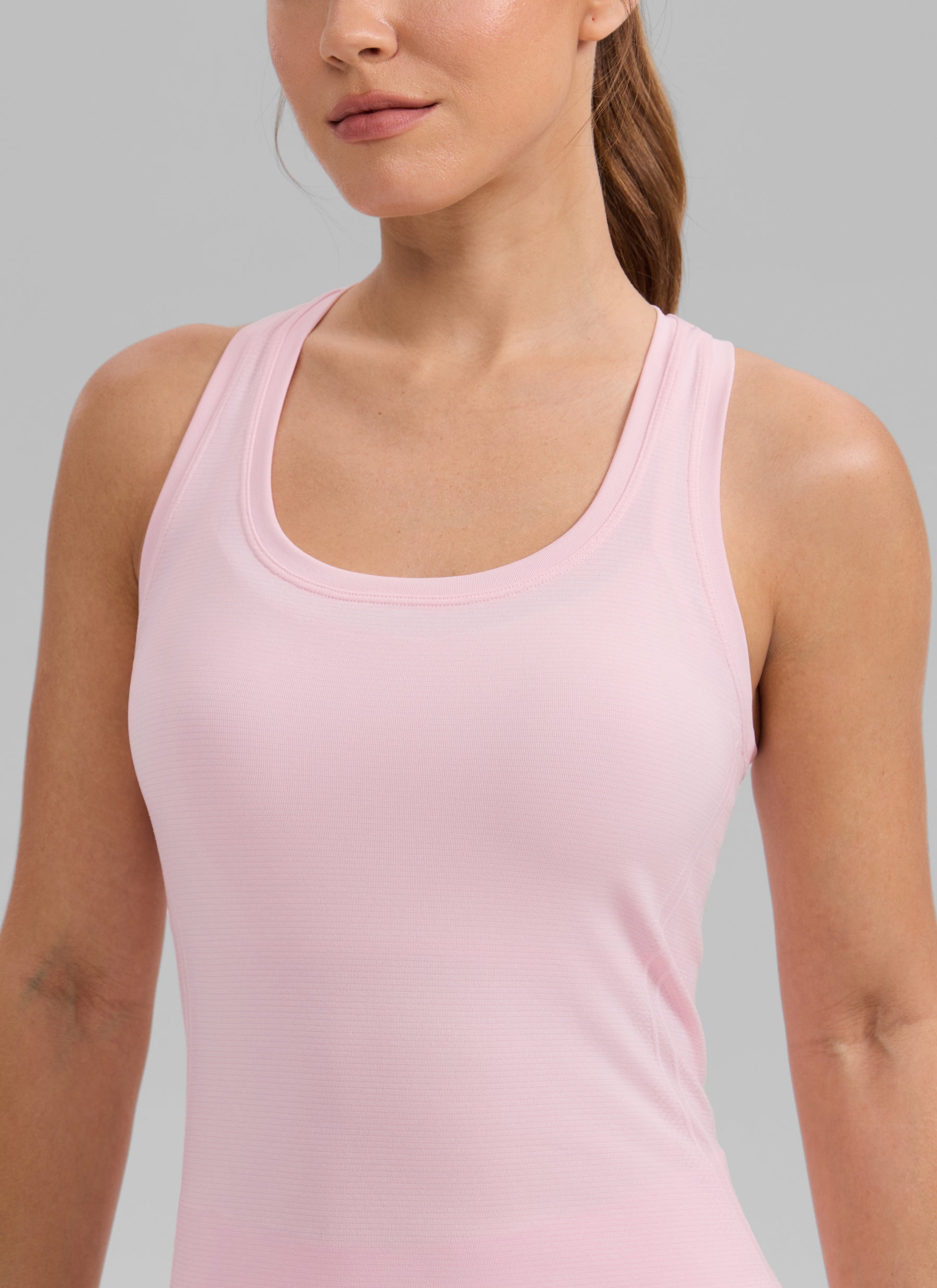 CRZ YOGA Women's Yoga Slim Fit Seamless Tank Crew Neck Racerback Strawberry Pink