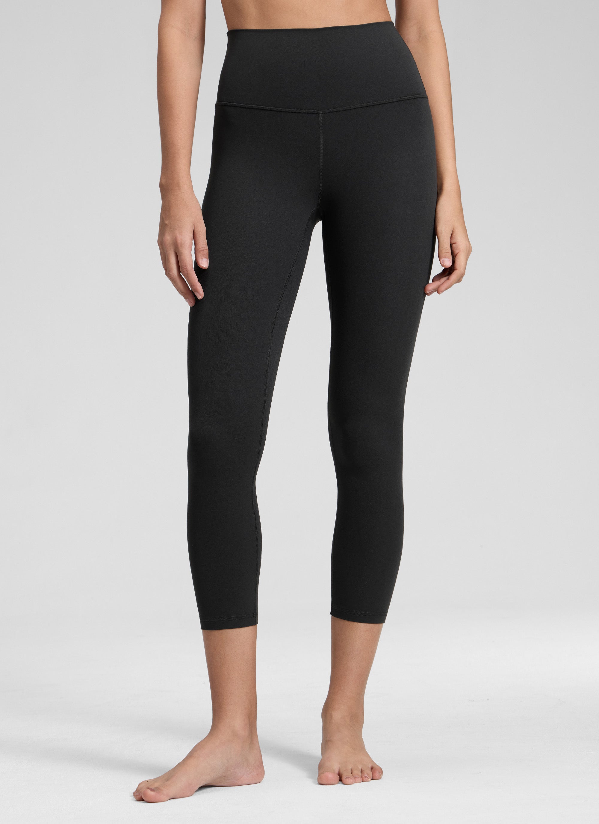 CRZ YOGA Women's Yoga Lounge High Rise Butterluxe Yoga Leggings 23'' Black @model_info:Jenna