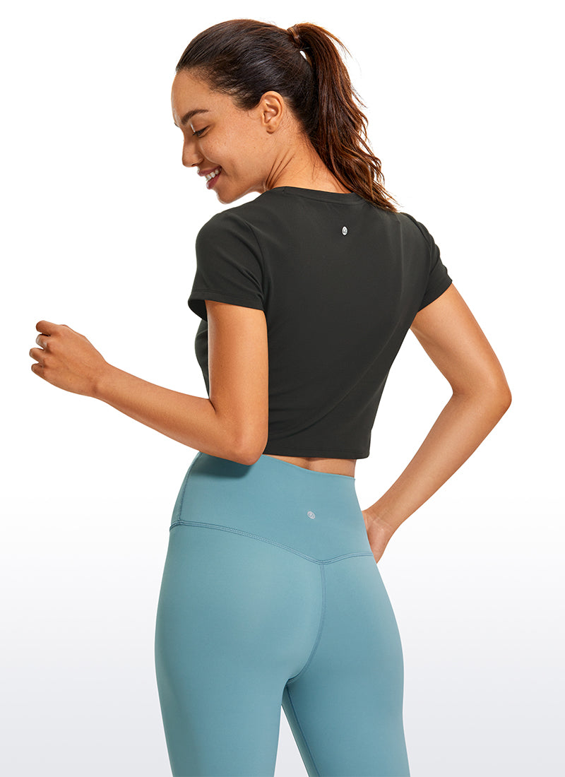 CRZ YOGA Women's Yoga Classic Fit Top Butterluxe Cropped Short Sleeves Black