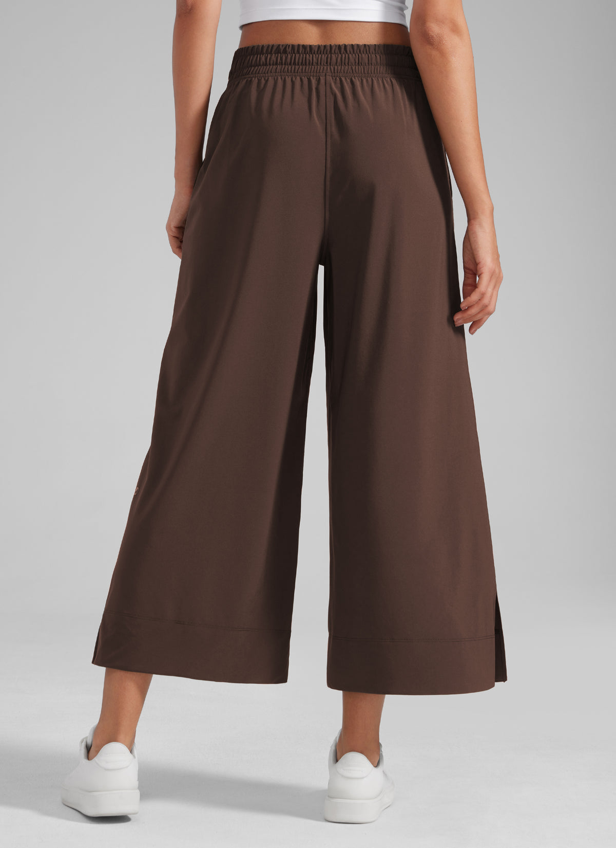 CRZ YOGA Women's  Causal High Waisted Wide Leg Pockets Pants 25'' Hot Fudge Brown @model_info:Jenna