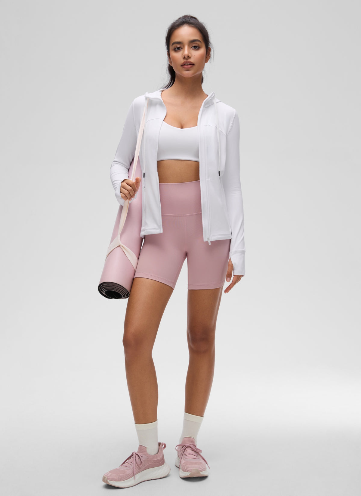 CRZ YOGA Women's Butterluxe Slim Fit Pocket Outerwear Full Zip Hoodies White @model_info:Liss